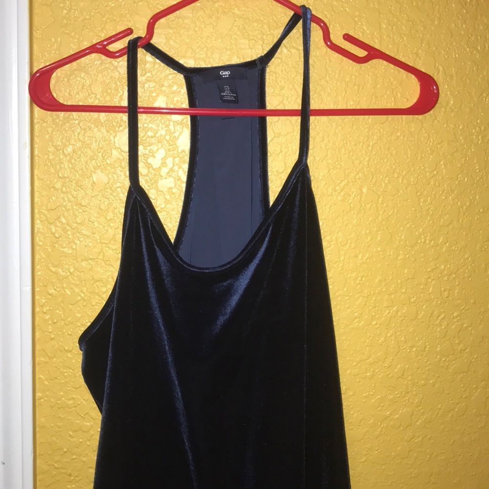 Gap velvet top